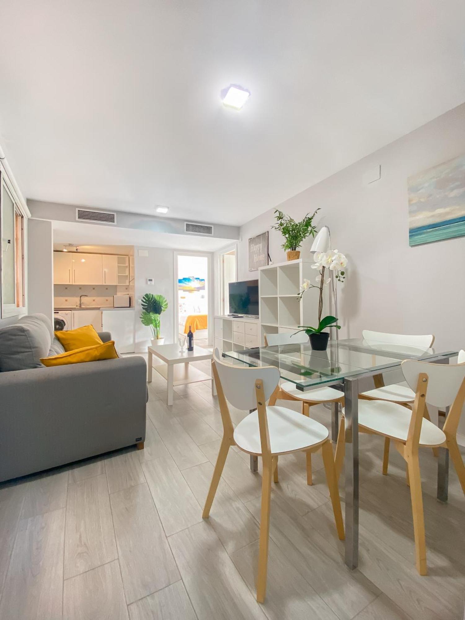 3 Rooms Y 3 Baths Y Aparcamiento Catedral Málaga Exteriör bild
