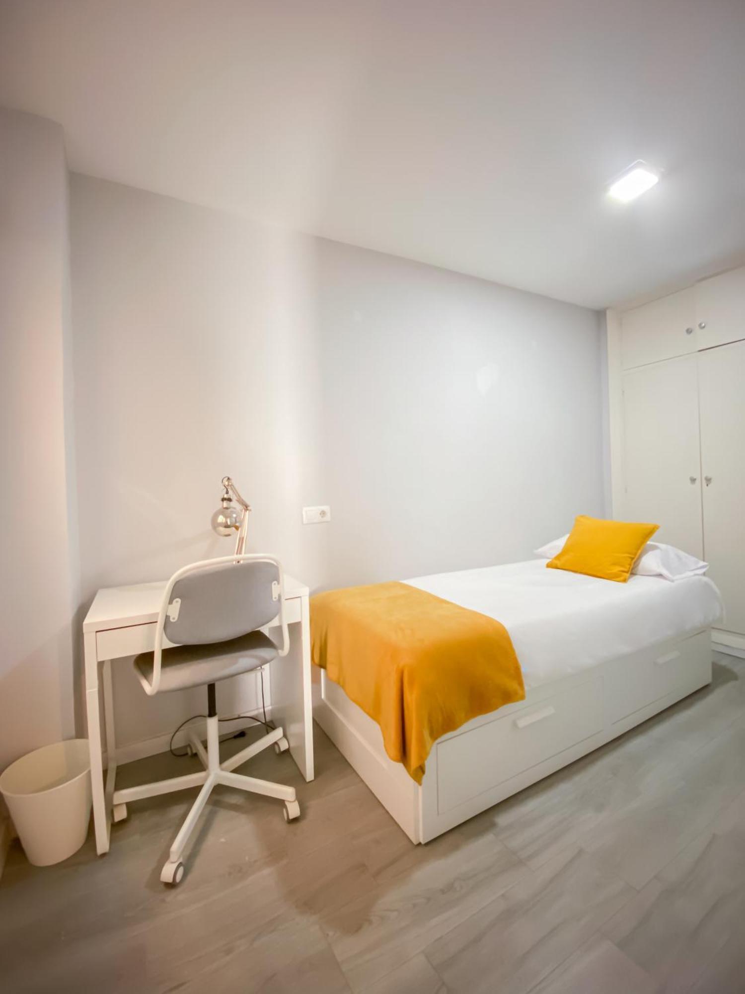 3 Rooms Y 3 Baths Y Aparcamiento Catedral Málaga Exteriör bild