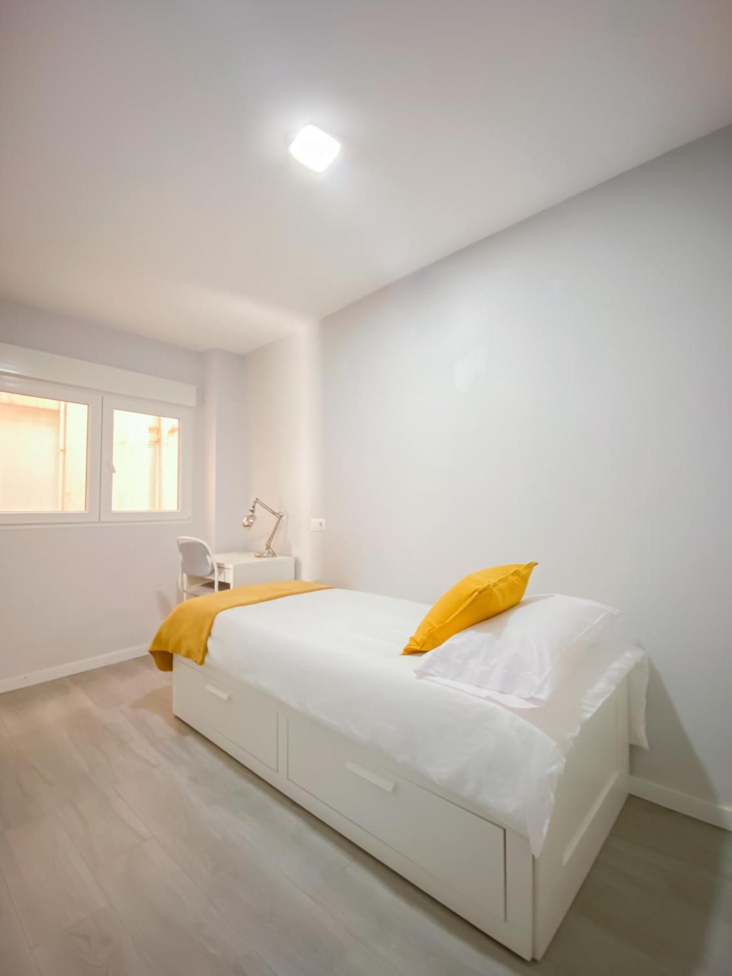 3 Rooms Y 3 Baths Y Aparcamiento Catedral Málaga Exteriör bild